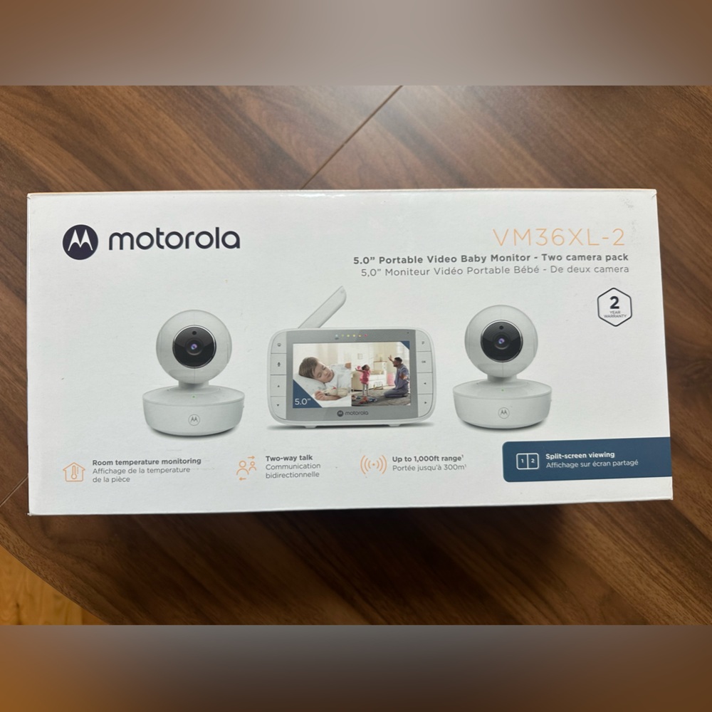 Motorola VM36XL-2 Baby Monitor with Dual Cameras
